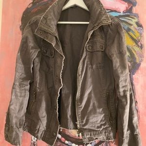 Nice cute grey jacket good for Sommer and spring in grey elegant casual